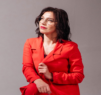 Яна Коваленко